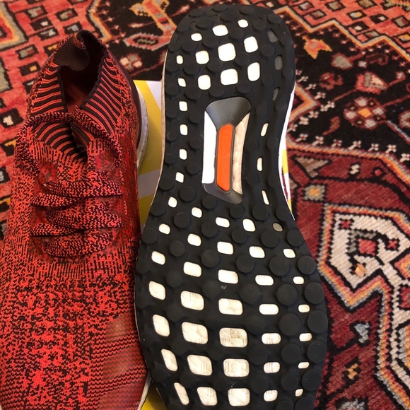 SOLD Adidas Ultraboost Uncaged Core Red/Black SOLD - Picture 6 of 7